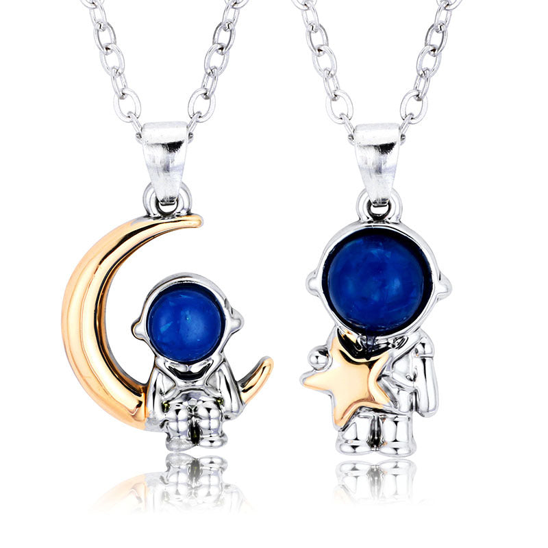 2pcs/set Martian Astronaut Pendant Couples BFFs Necklaces