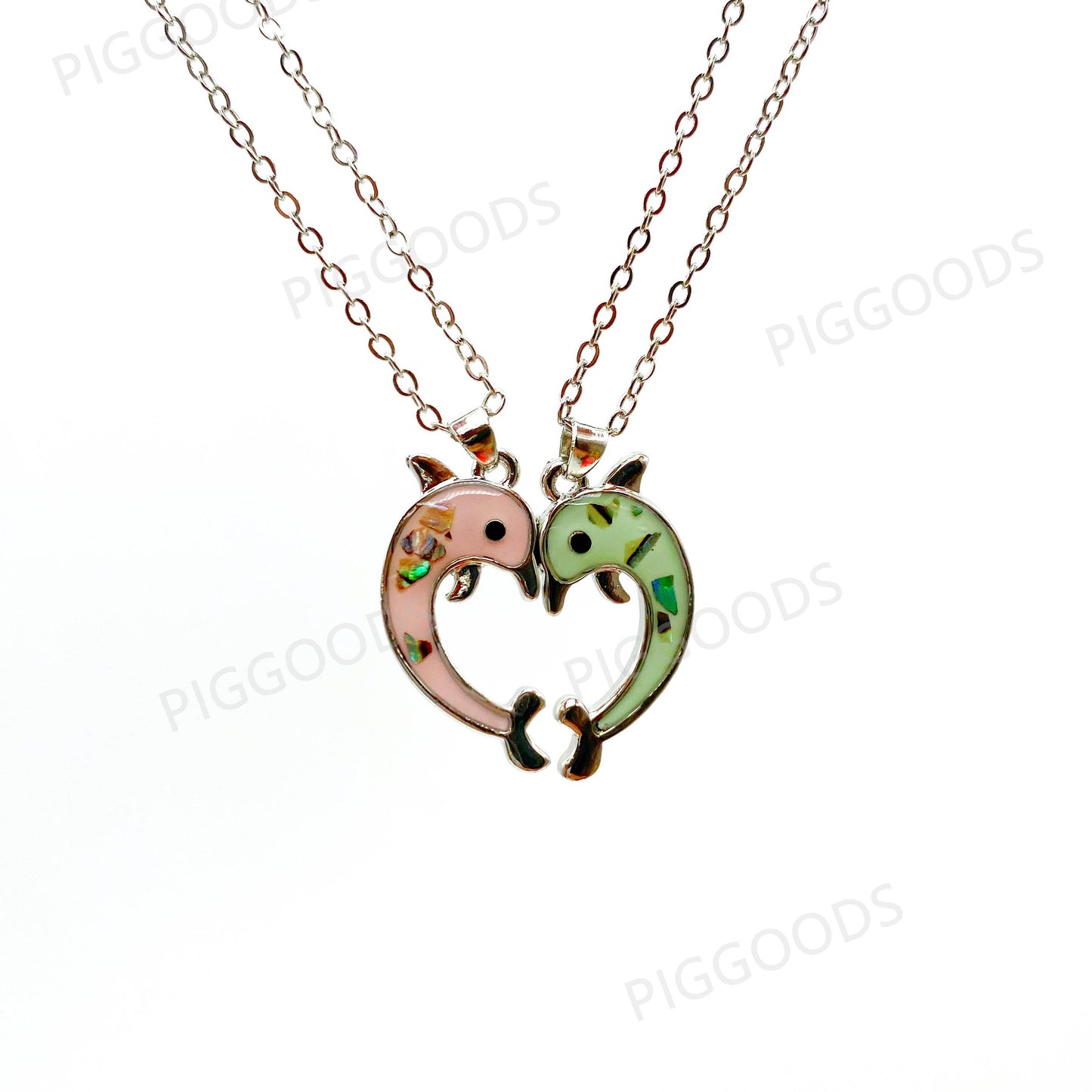 PIGGOODS Dolphin Love Magnetic Necklaces