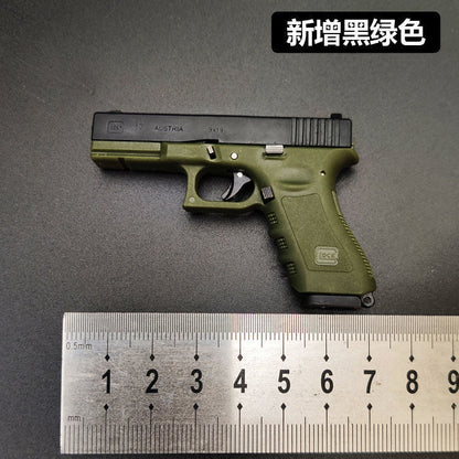 1:3 Detachable Pistol Model Glock 17 Keyring